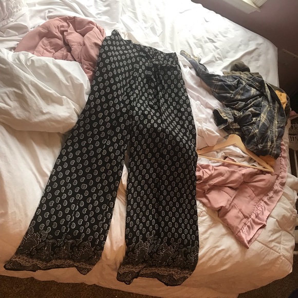 paisley print black and white palooza pants - Picture 5 of 6